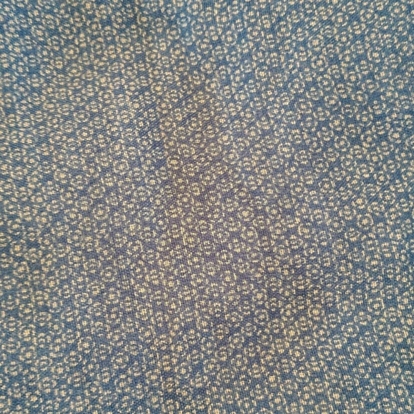 Gap Lightweight Blue and White Print Scarf - Picture 3 of 4